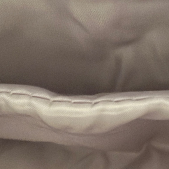 Holiday Sale! New Tory Burch Silver Tote Bag w/ Snap Closure - Picture 3 of 4